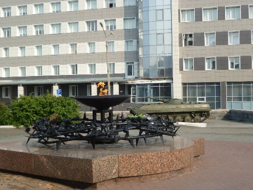 Барнаул. Вечный огонь на Мемориале "В честь воинов-интернационалистов"