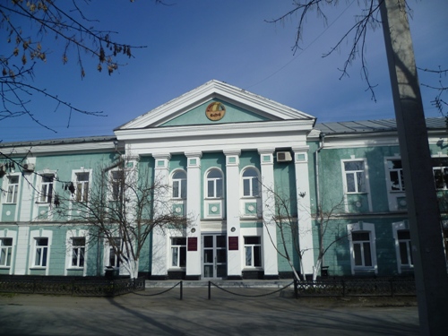Барнаул. Здание Алтайского Крайпотребсоюза